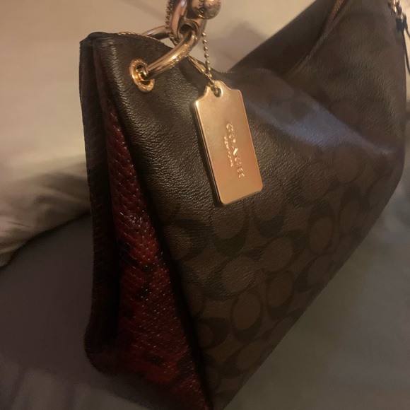 Authentic Coach - Picture 2 of 6